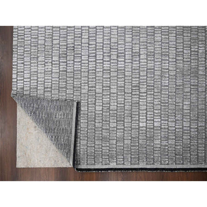 Modern and Contemporary Wool and Plant based Silk Hand Loomed Rug Grey No Border 7.10X10.0 -O084307