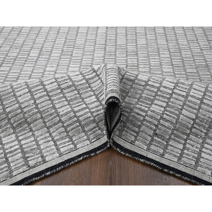 Modern and Contemporary Wool and Plant based Silk Hand Loomed Rug Grey No Border 7.10X10.0 -O084307