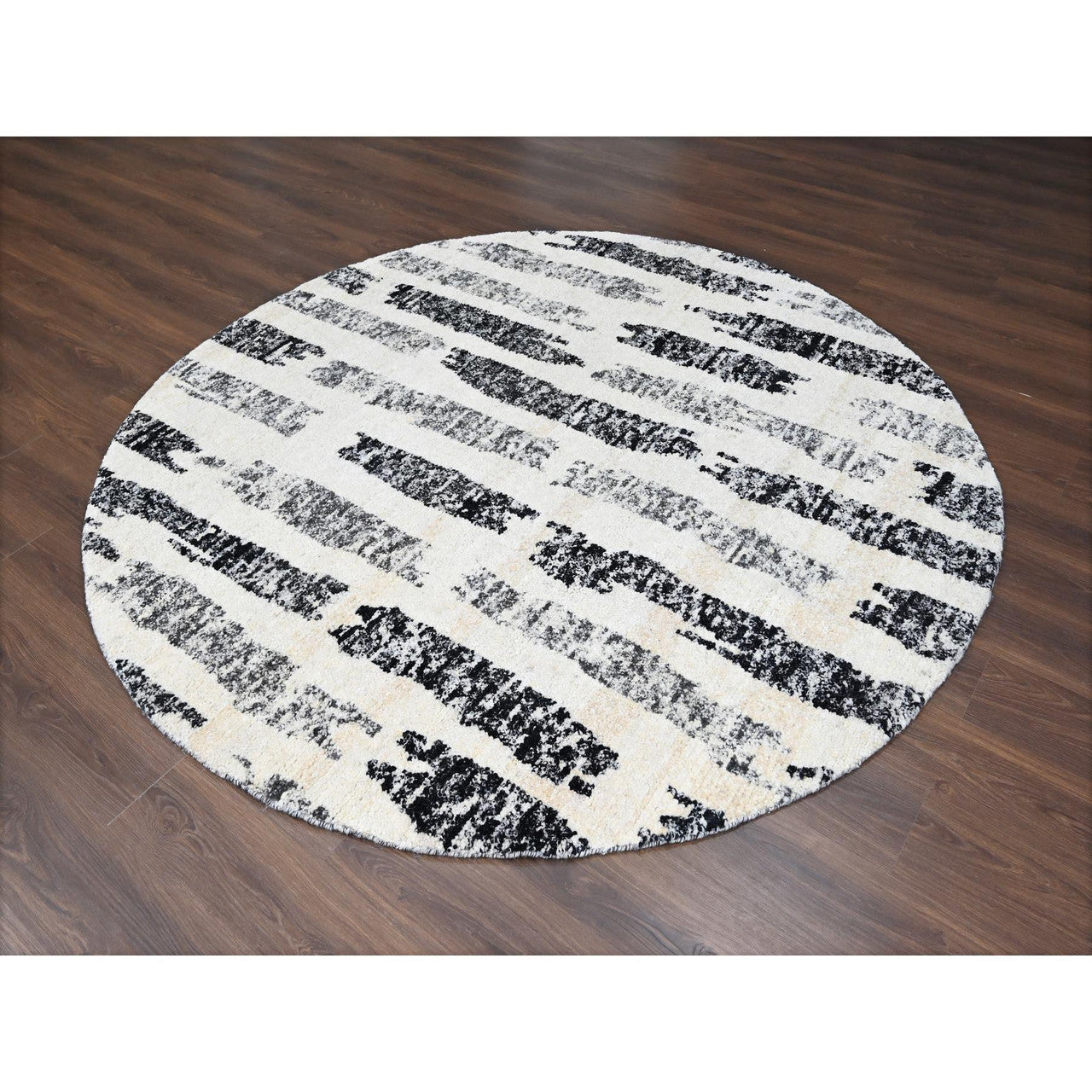 Modern and Contemporary Wool Hand Knotted Rug Black No Border 7.10X8.0 -O084434