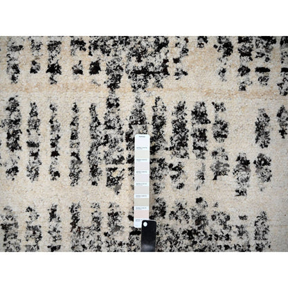Modern and Contemporary Wool Hand Knotted Rug Ivory No Border 8.0X8.0 -O084437