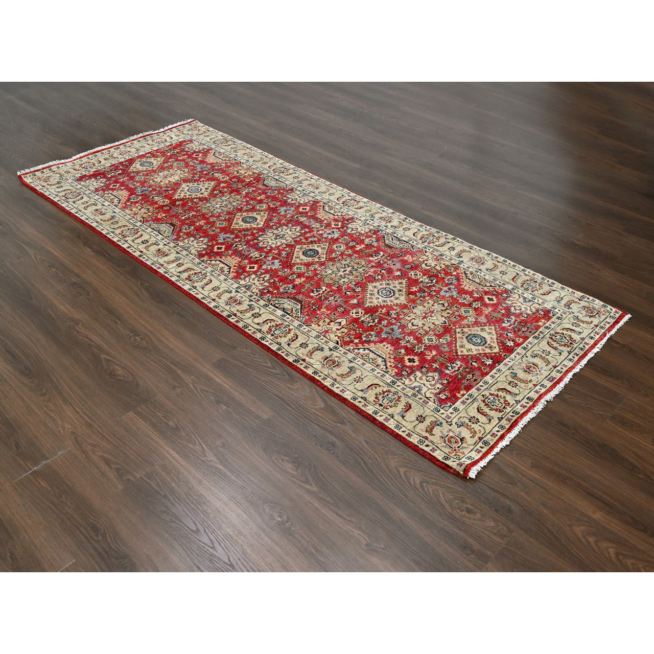 Red 4'1" x 9'10" Heriz Hand knotted Wool Rug - Sku: O084500