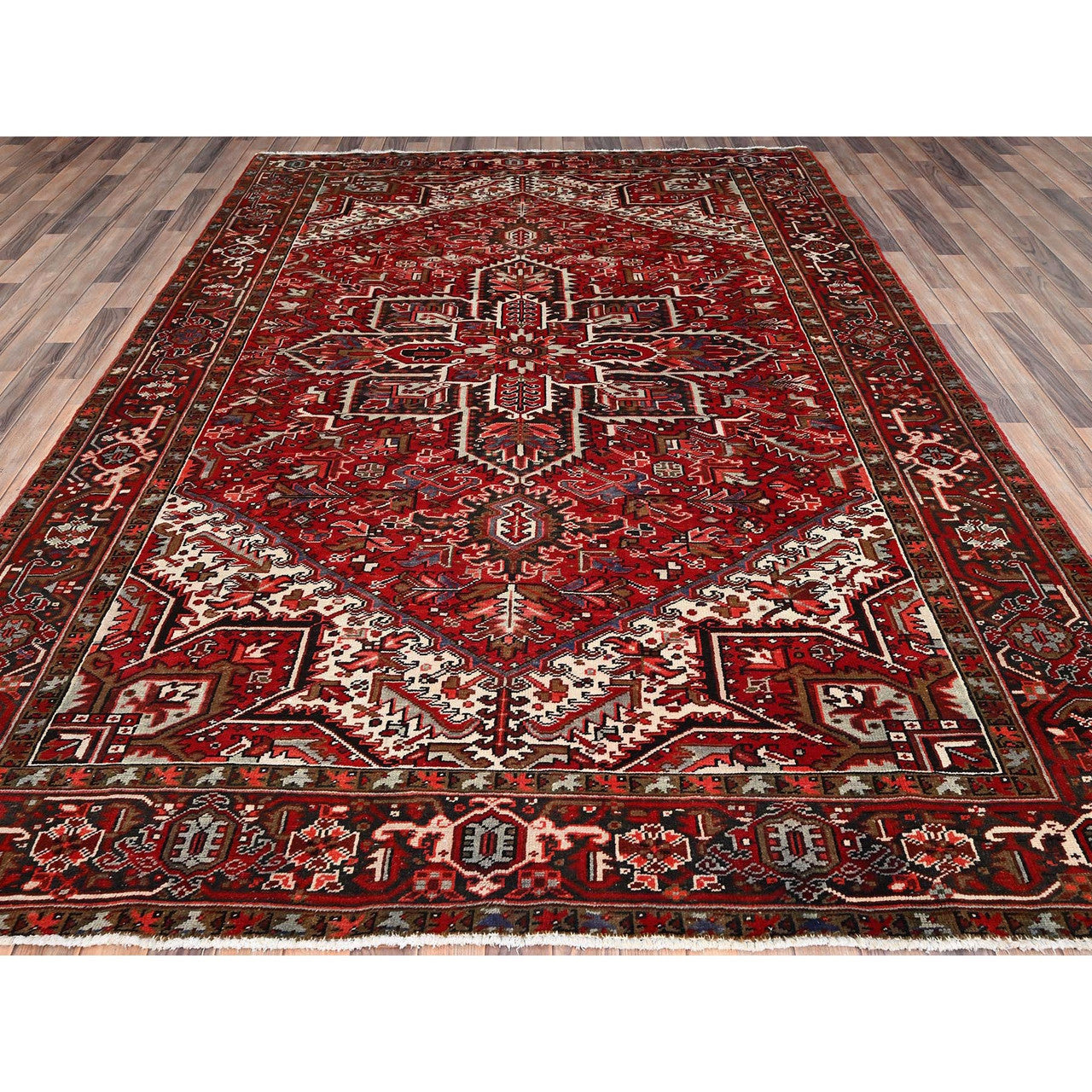 Red 7'9" x 10'10" Heriz Hand knotted Wool Rug - Sku: O085339
