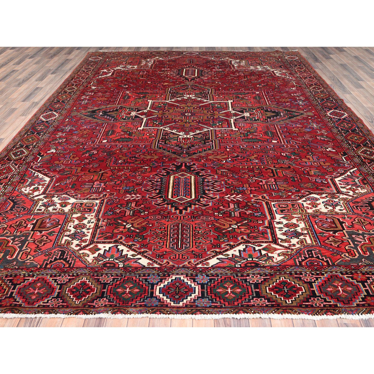 Red 10'1" x 12'9" Heriz Hand knotted Wool Rug - Sku: O085382