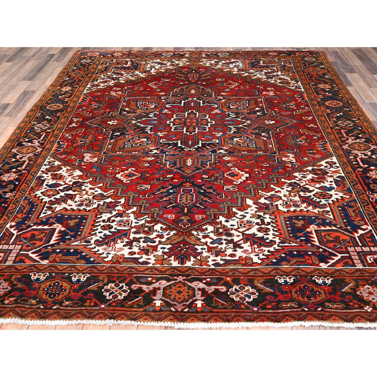 Red 7'5" x 8'10" Heriz Worn Hand knotted Wool Rug - Sku: O085681