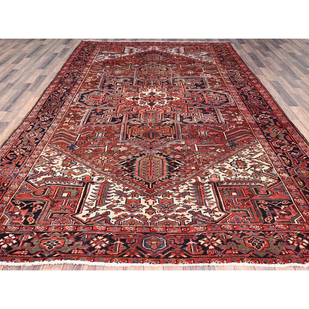 Red 7'11" x 12'2" Heriz Hand knotted Wool Rug - Sku: O085933