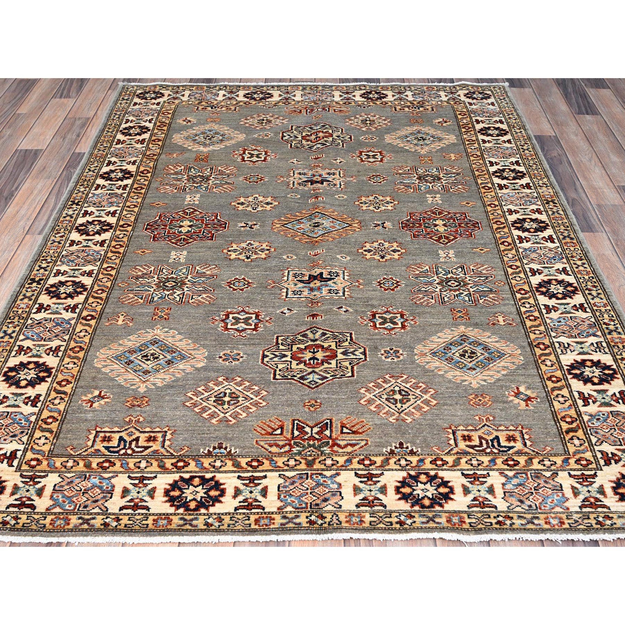 Gray 4'10" x 6'6" Kazak Hand knotted Wool Rug - Sku: O086570