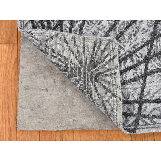Modern and Contemporary Wool & Silk Hand Knotted Rug Grey No Border 5.6X7.9 -O087182