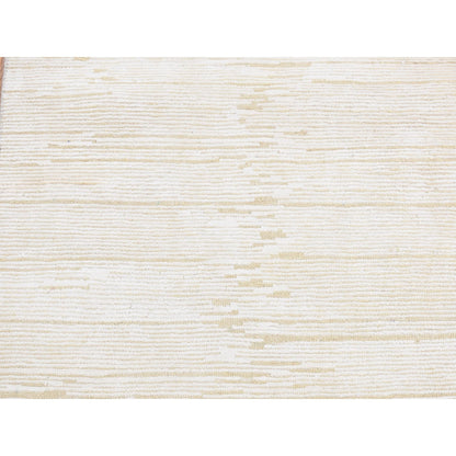 Modern and Contemporary Wool & Silk Hand Knotted Rug Ivory No Border 2.6X6.5 -O087335