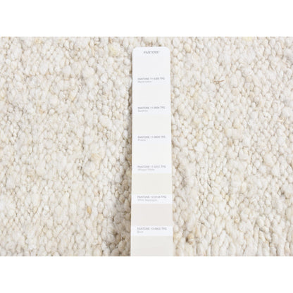 Modern and Contemporary Wool Hand Knotted Rug Ivory No Border 1.10X1.10 -O087410