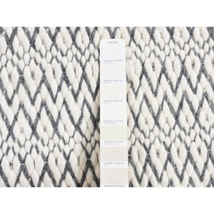 Modern and Contemporary Wool Hand Woven Rug Ivory No Border 2.1X2.2 -O087415