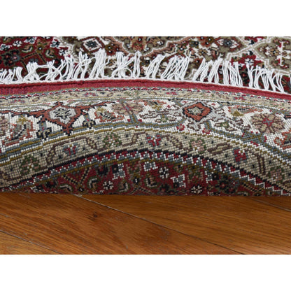 Fine Oriental Wool Hand Knotted Rug Red Ivory 4.1X4.1 -O087721