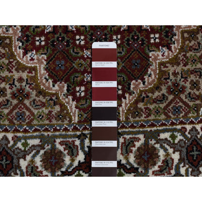 Fine Oriental Wool Hand Knotted Rug Red Ivory 2.8X6.10 -O087722