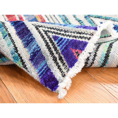 Modern and Contemporary Wool & Silk Hand Knotted Rug Red No Border 2.0X3.3 -O087974