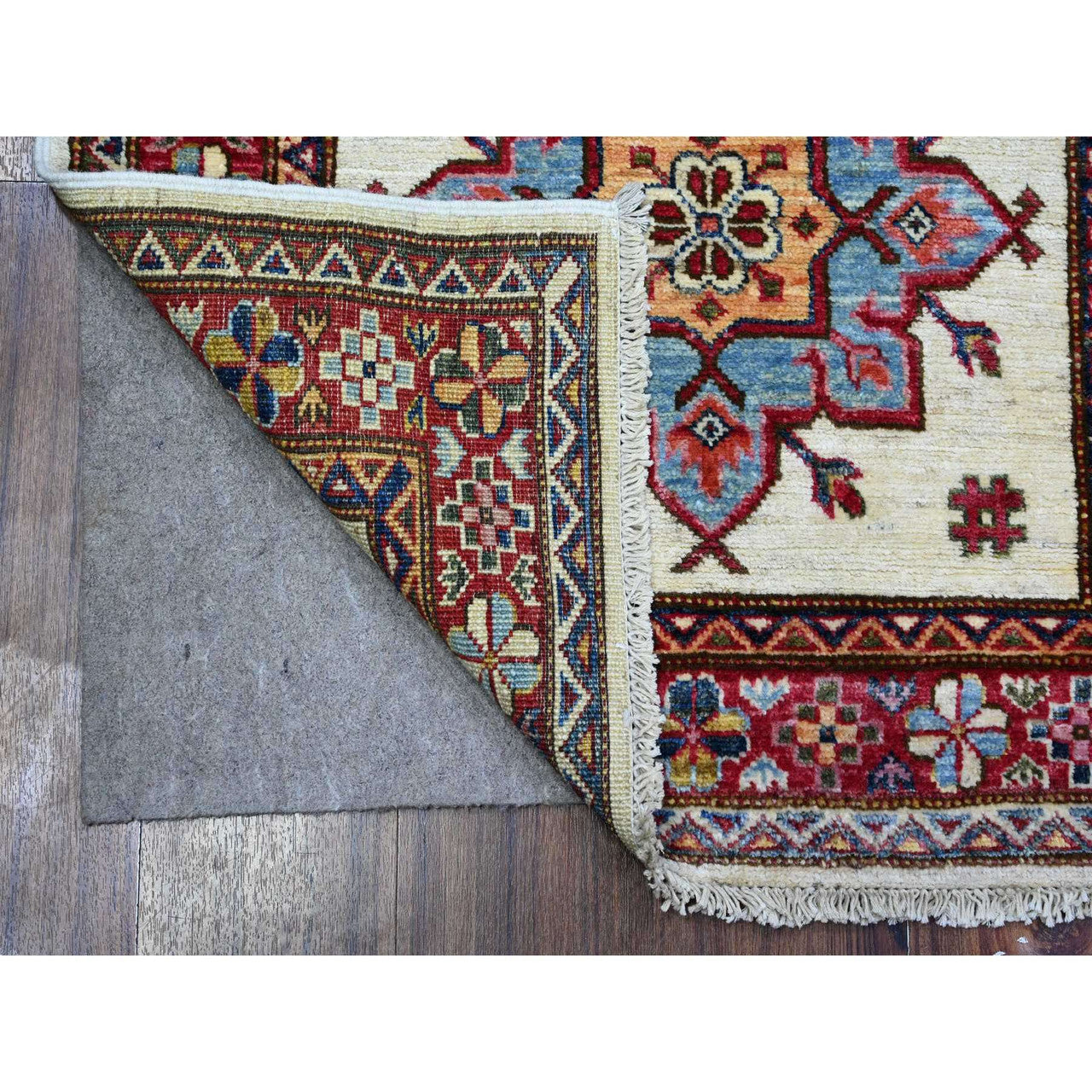 Ivory 2'7" x 10'7" Kazak Hand knotted Wool Rug - Sku: O089561