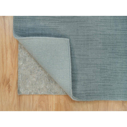 Modern and Contemporary Wool and Plant based Silk Hand Loomed Rug Grey No Border 2.0X3.1 -O090175