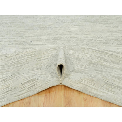 Modern and Contemporary Wool Hand Knotted Rug Ivory No Border 11.10X18.0 -O090414
