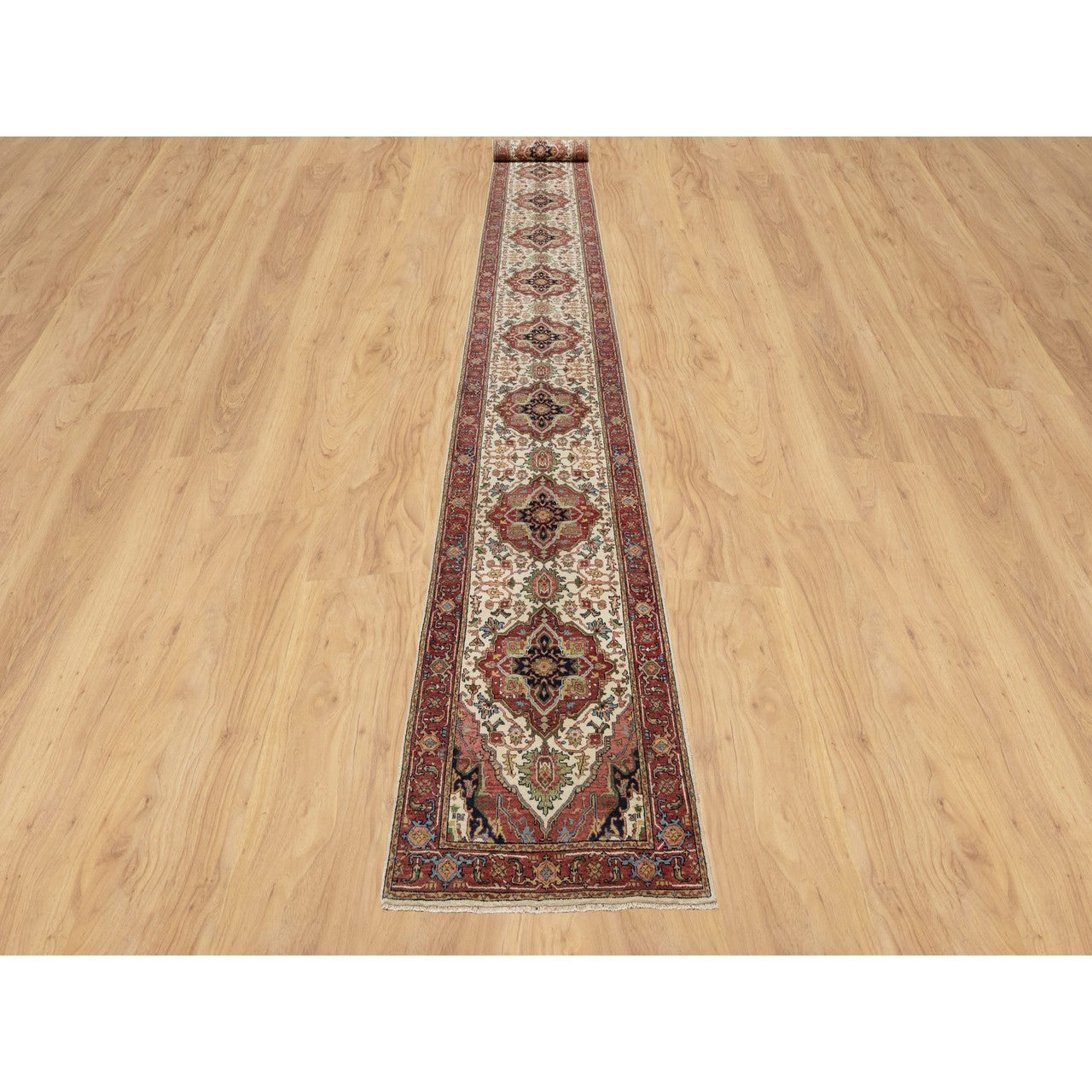 Ivory 2'5" x 25'6" Heriz Hand knotted Wool Rug - Sku: O090750