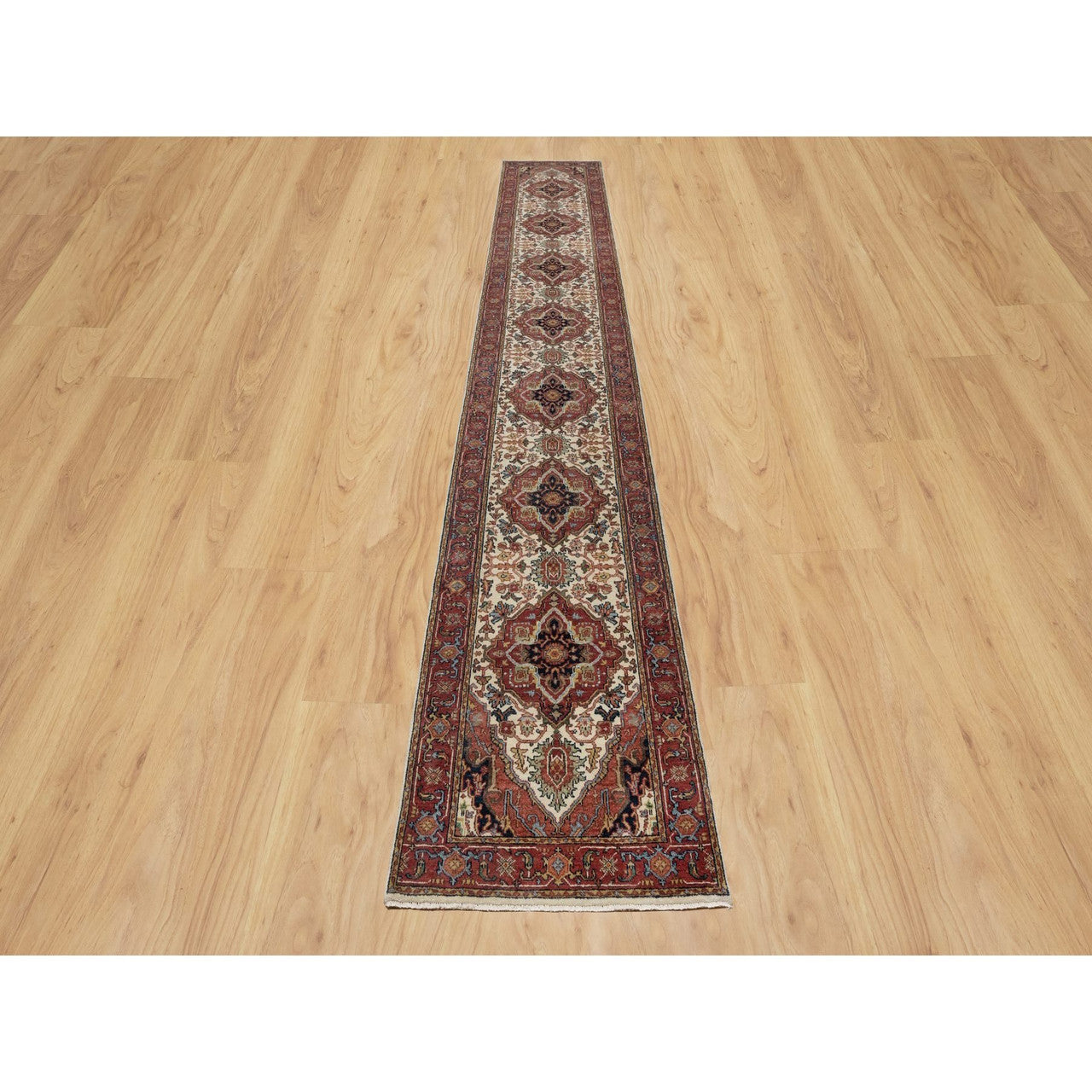 Ivory 2'6" x 16'1" Heriz Hand knotted Wool Rug - Sku: O090924