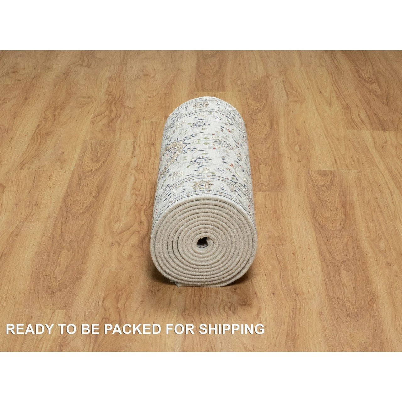 Ivory 2'8" x 17'8" Fine Oriental Hand knotted Wool/Silk Rug - Sku: O090974