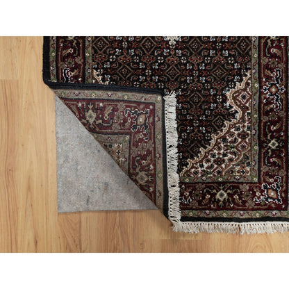 Traditional Wool Hand Knotted Rug Black 2.7X24.1  -O090981