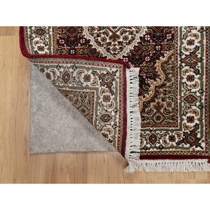 Traditional Wool Hand Knotted Rug Red 2.0X3.0  -O090993