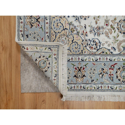 Traditional Wool & Silk Hand Knotted Rug Ivory 5.6X5.9  -O091021