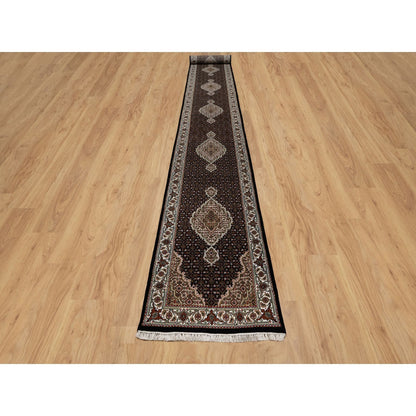 Traditional Wool Hand Knotted Rug Black 2.8X20.1  -O091027