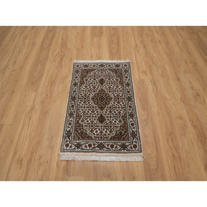 Traditional Wool Hand Knotted Rug Ivory 2.0X3.0  -O091030