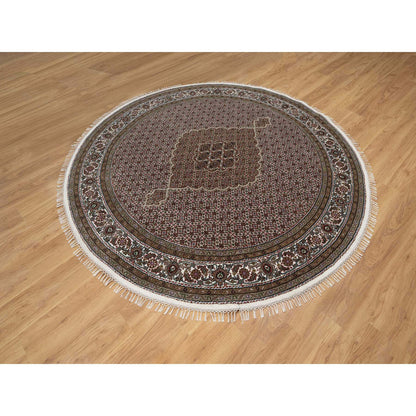 Traditional Wool Hand Knotted Rug Ivory 7.6X7.6  -O091042