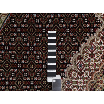Traditional Wool Hand Knotted Rug Black 6.0X6.0  -O091043