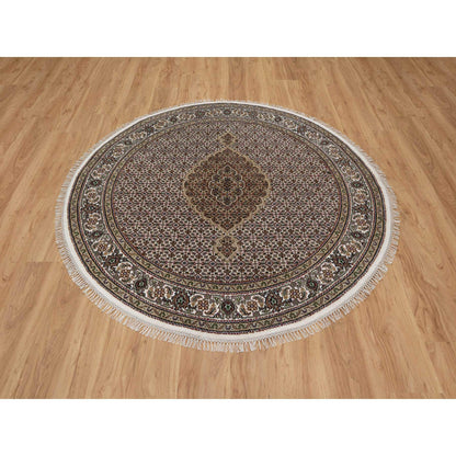 Traditional Wool Hand Knotted Rug Ivory 6.0X6.0  -O091044