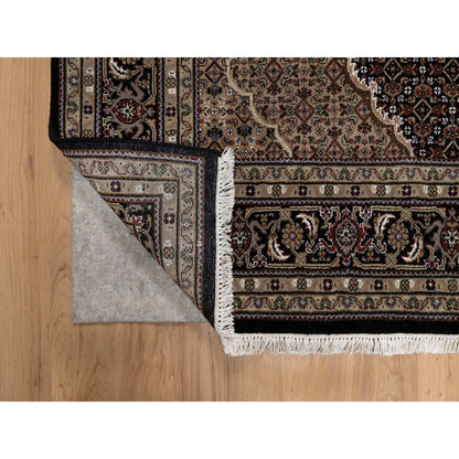 Traditional Wool Hand Knotted Rug Black 5.10X9.2  -O091047