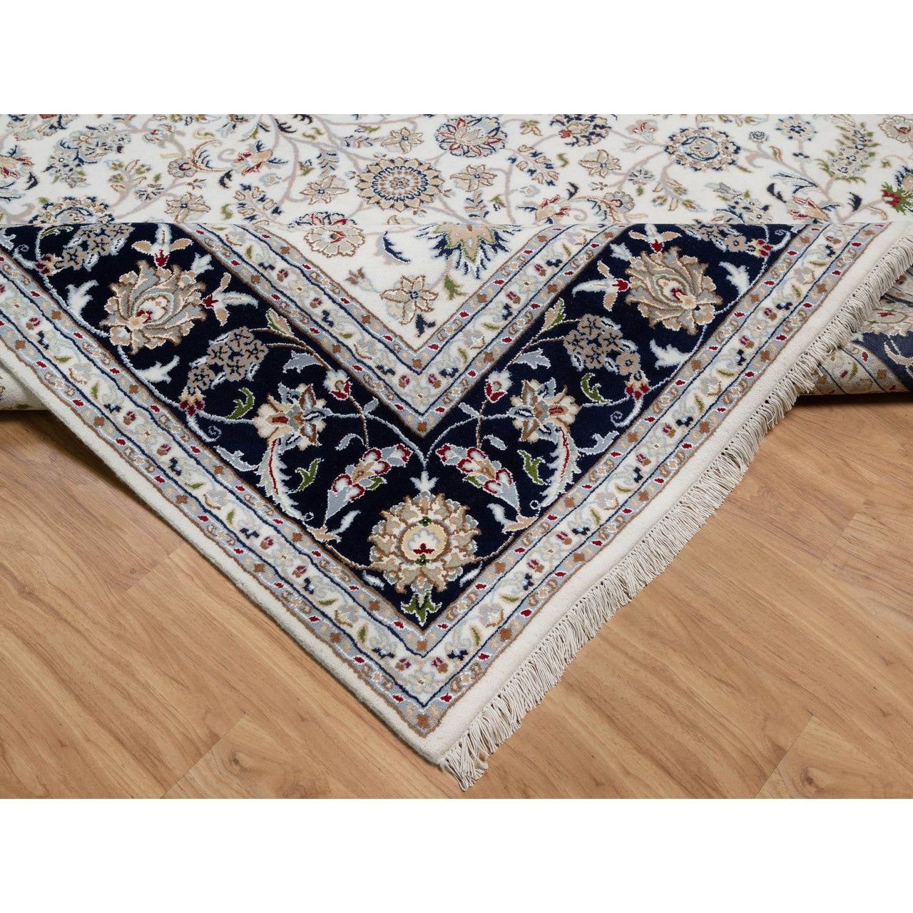 Ivory 7'8" x 7'9" Traditional Hand knotted Wool/Silk Rug - Sku: O091058