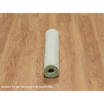 Modern and Contemporary Wool Hand Loomed Rug Green 2.2x3.1 -O091064