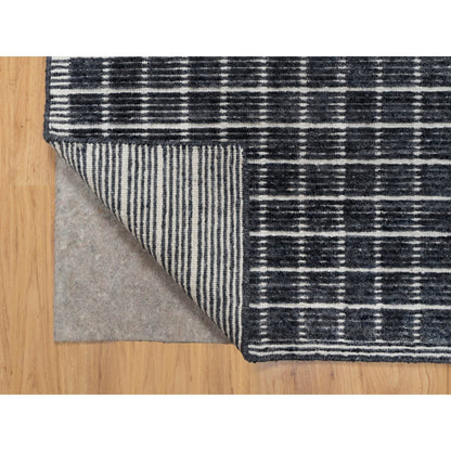Modern and Contemporary Wool Hand Loomed Rug Black 2.3x3.1 -O091065