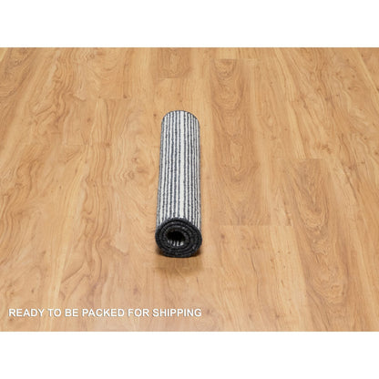 Modern and Contemporary Wool Hand Loomed Rug Black 2.3x3.1 -O091065