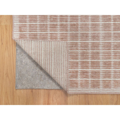 Modern and Contemporary Wool Hand Loomed Rug Pink 2.2x3.1 -O091066
