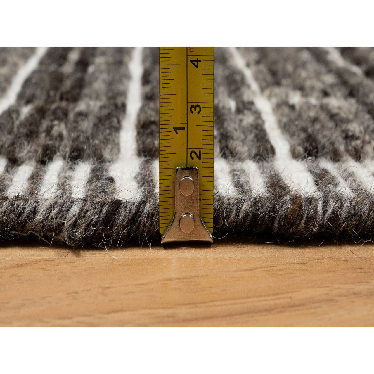 Modern and Contemporary Wool Hand Loomed Rug Brown 2.3x3.1 -O091069