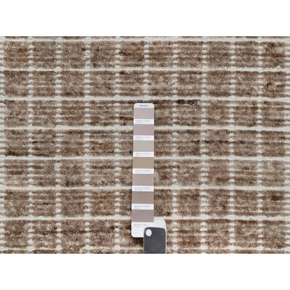 Modern and Contemporary Wool Hand Loomed Rug Brown 2.2x3.1 -O091071