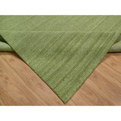 Modern and Contemporary Wool Hand Loomed Rug Green 9.1x12.0 -O091189
