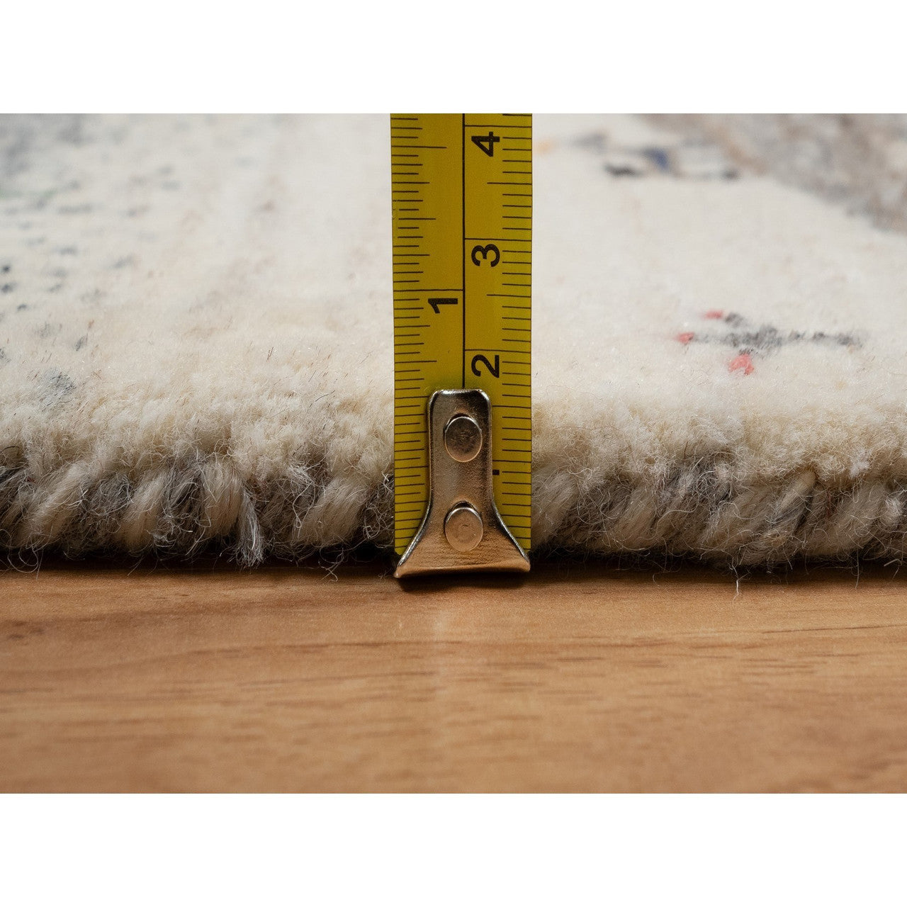 Ivory 2'6" x 9'10" Modern and Contemporary Hand knotted Wool Rug - Sku: O091317