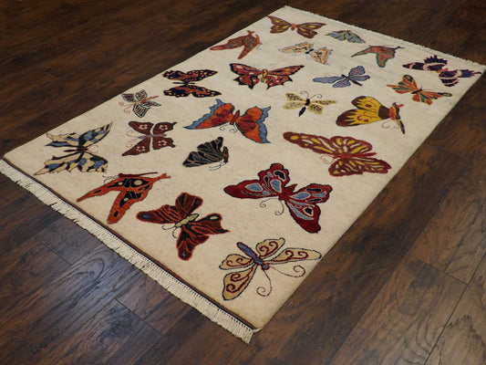 Butterfly Design Coastal 4'0"x6'0" Hand-knotted Rug w11014