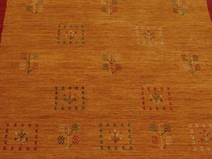 Gabbeh Loom-Knotted 3'0"x5'0" Loom-knotted Rug -w11099