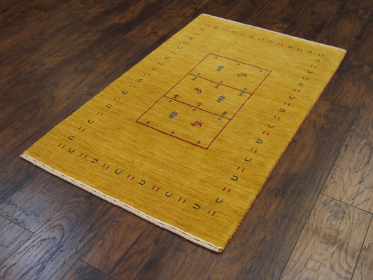 Gabbeh Loom-Knotted 3'0"x5'0" Loom-knotted Rug -w11101