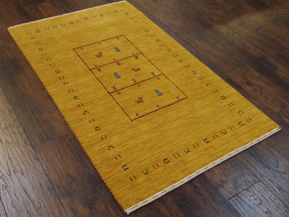 Gabbeh Loom-Knotted 3'0"x5'0" Loom-knotted Rug -w11101