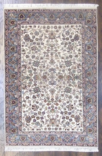 Fine Persian Kashan 4'0"x6'0" Hand-knotted Rug -w11186