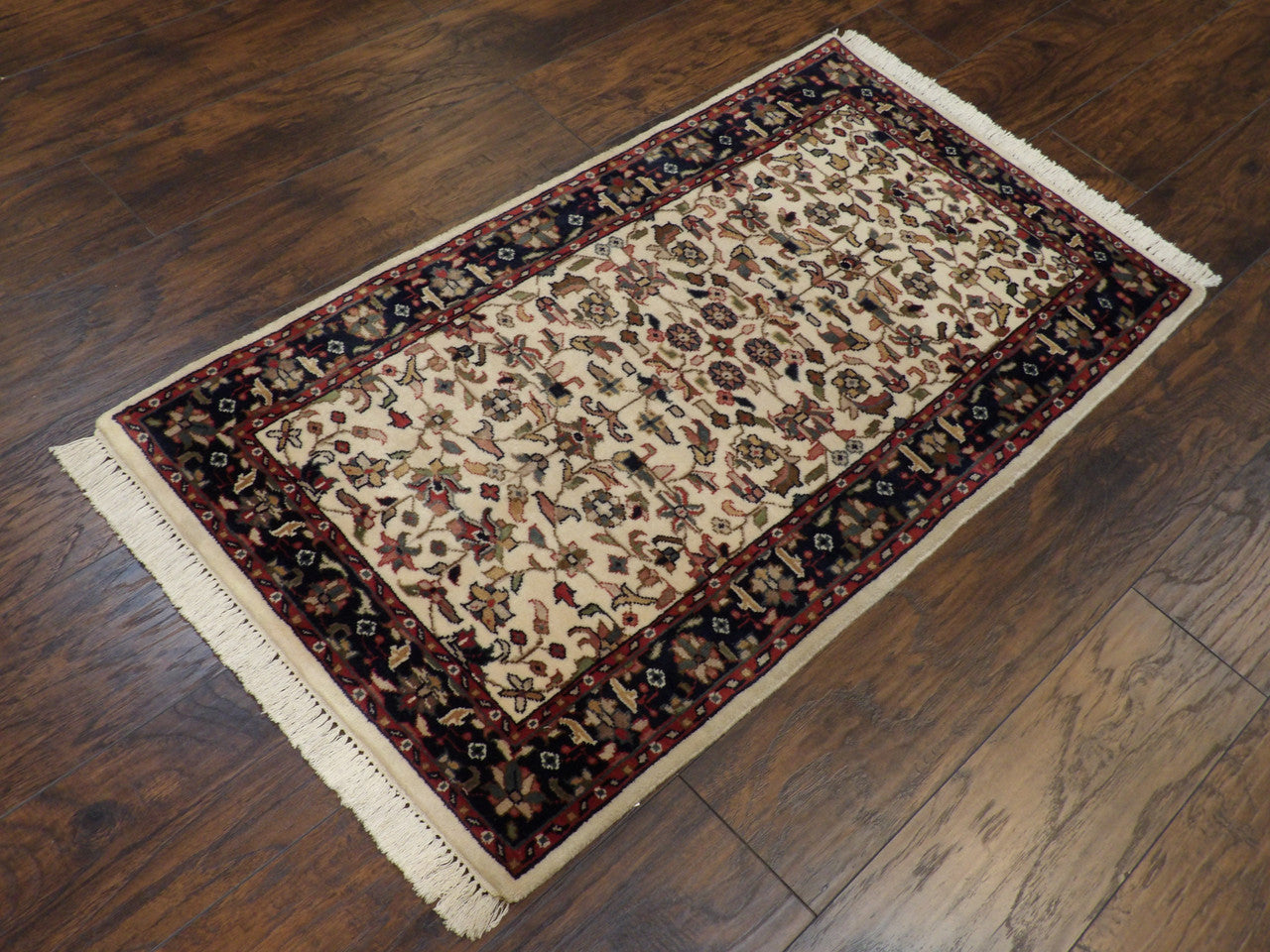 Fine Persian Kashan 2'0"x4'0" Hand-knotted Rug -w11196