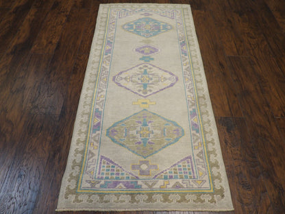 Anatolian Vintage Oushak 2'6" x 6'0" Hand knotted Rug - w11370