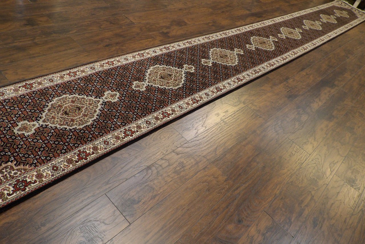 Fine Persian Mahi Tabriz 2'6"x23'0" Hand-knotted Rug -W1195
