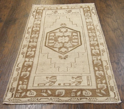 Vintage Oushak 3' x 5' Hand-knotted Rug - w132